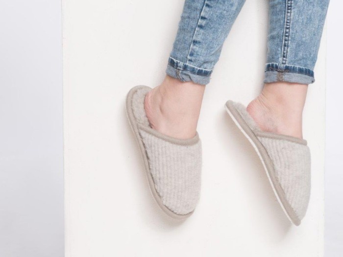 Kapcie Relax III - Popielaty 2 - Wooltex.pl
