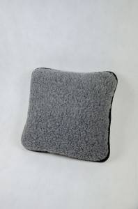Poduszka Wełniana na oparcie - Grafit - Wooltex.pl