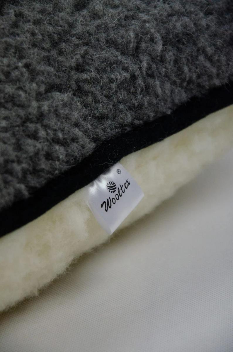 Poduszka Wełniana na oparcie - Grafit - Wooltex.pl