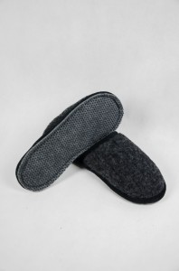 Kapcie Relax III - Grafitowy - Wooltex.pl