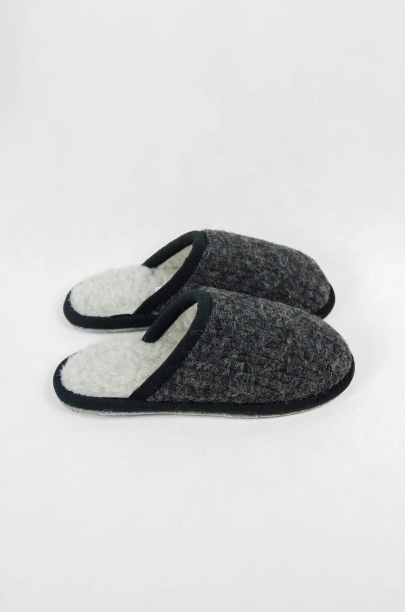 Kapcie Relax III - Grafitowy 2 - Wooltex.pl