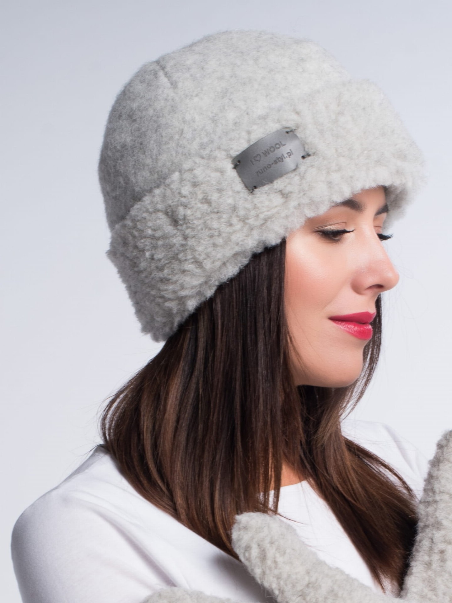 Czapka Merynos Szara