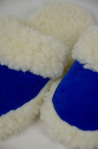 Kapcie Wełniane Wsuwane - Niebieski - Wooltex.pl