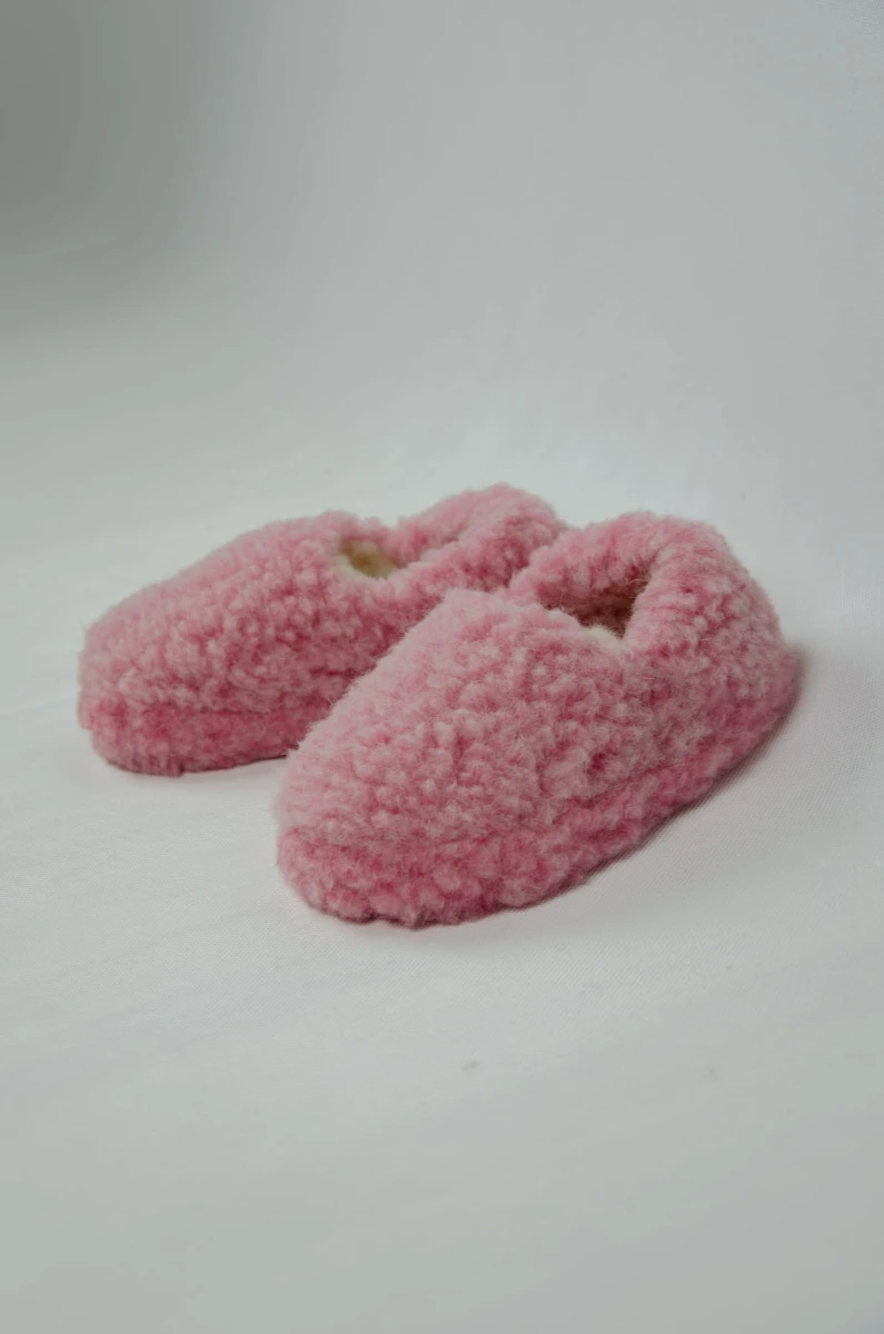 Kapcie Dziecięce Runo - Różowe - Wooltex
