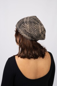 Czapka Fantazja w jodełkę