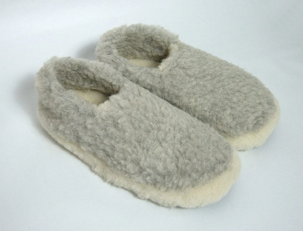 Kapcie Wełniane Runo - Popielaty - Wooltex.pl