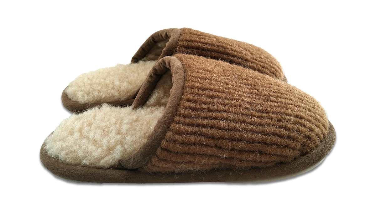 Kapcie Relax III - Brązowy 2 - Wooltex.pl